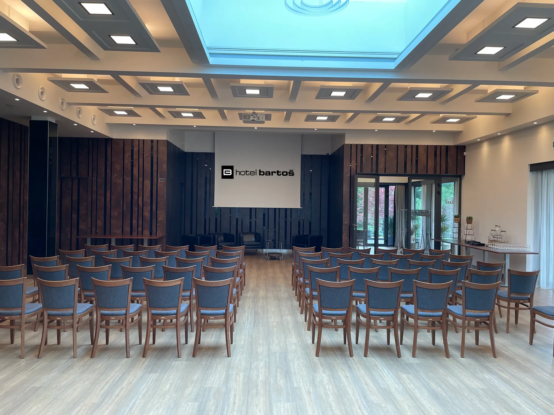 Velký sál - pohled 6